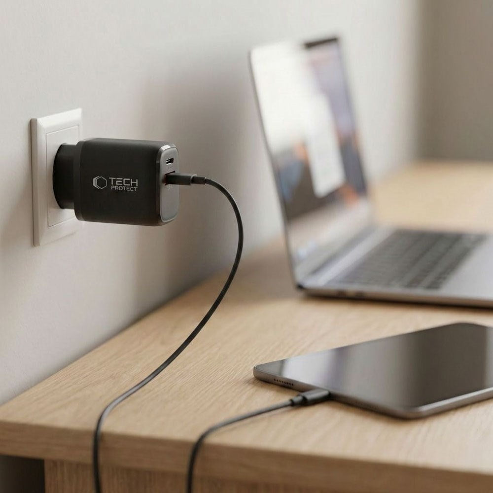 Tech-Protect 65W Wall Charger w. 1x USB-C & 1x USB-A - Black