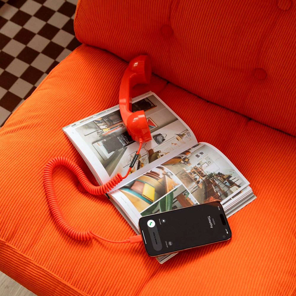 Native Union Pop Phone with USB-C - Alarm Red