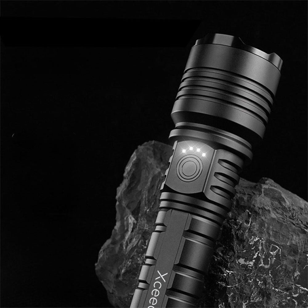 Xceed Torch+ 2-in-1 Flashlight PowerBank with USB-A & USB-C - 5000 mAh - Black