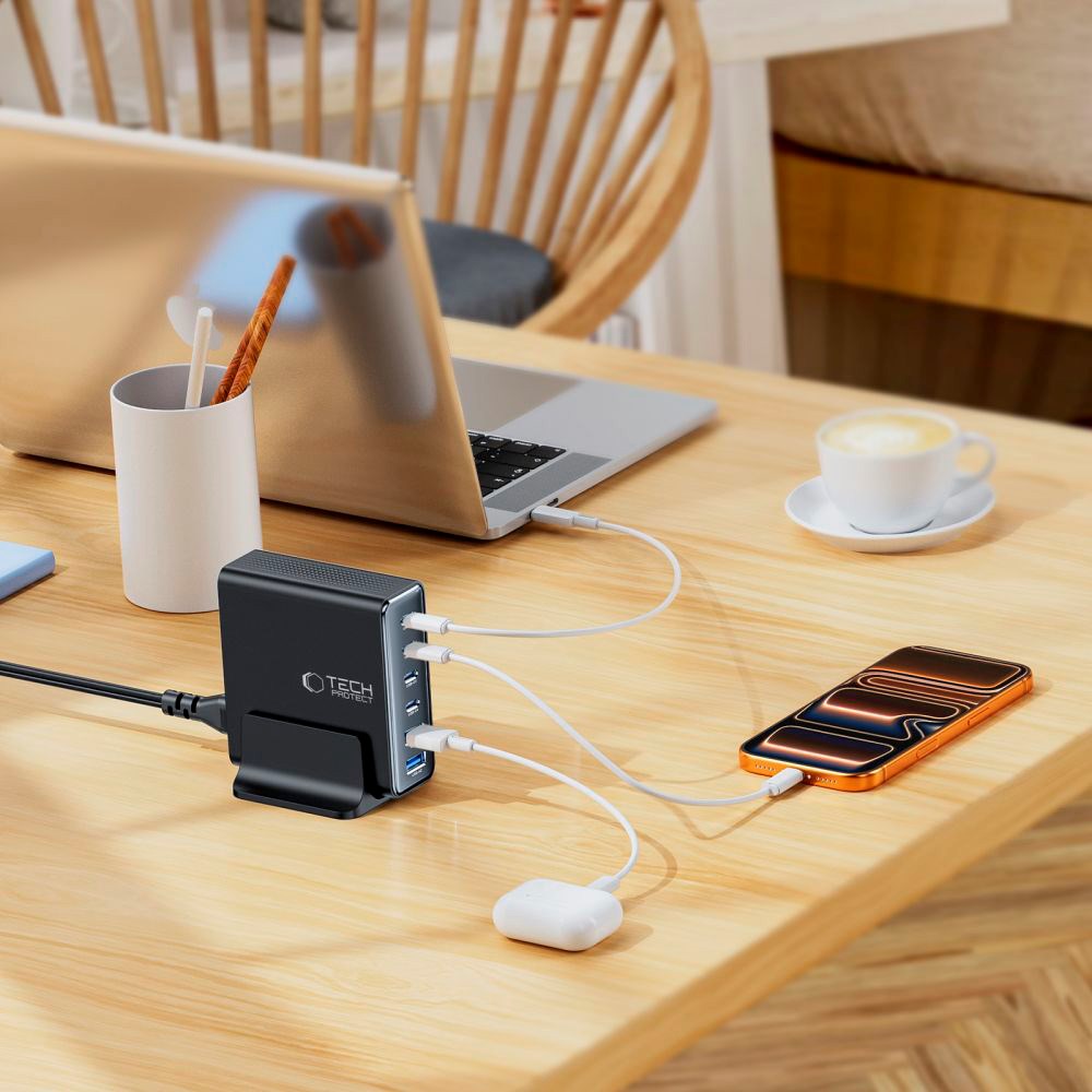 Tech-Protect 160W GaN Desktop Charger with 2 x USB-A & 4 x USB-C – Black