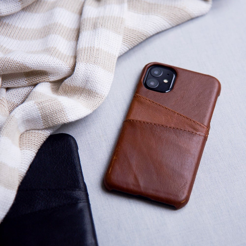 iPhone 11 Onsala Collection Phone Case w. Card Holder / Leather - Brown