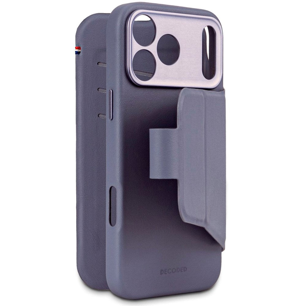 Decoded iPhone 17 Pro Max Textured Detachable Wallet Silicone Case - MagSafe Compatible - Forever Blue