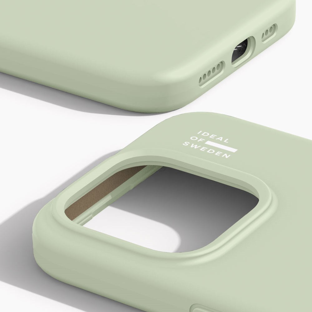 iPhone 15 Pro iDeal Of Sweden Silicone Case - MagSafe Compatible - Sage Green