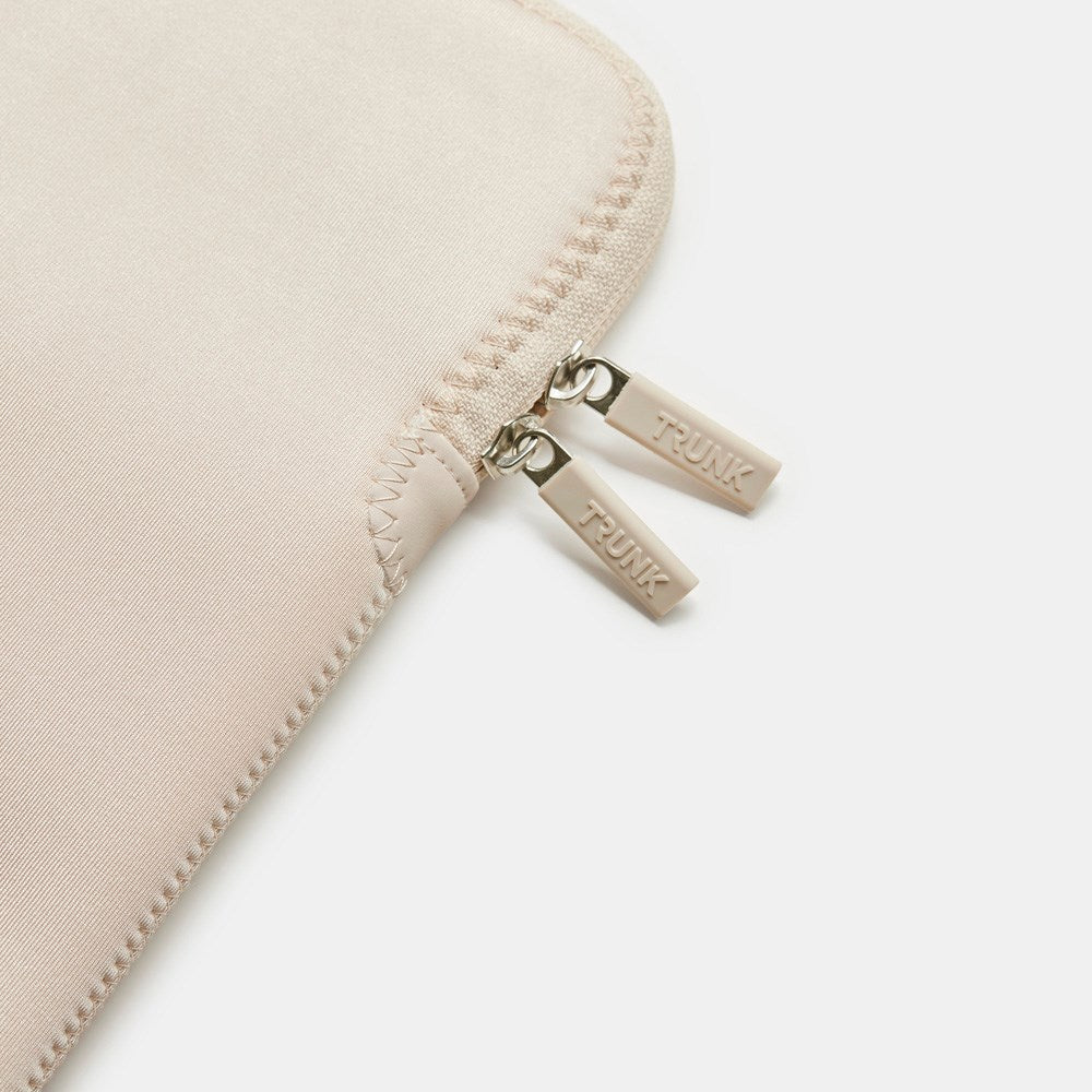 TRUNK 15" Neoprene Sleeve for MacBook Air – Stylish and Durable Protection - Moonlight