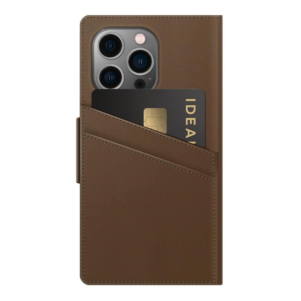 IDEAL OF SWEDEN iPhone 13 Pro 2-in-1 Magnet Atelier Wallet Intense Brown