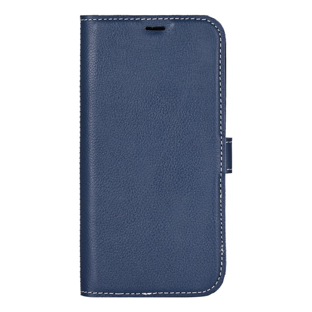 iPhone 16 Essentials 2-in-1 Leather Flip Case - MagSafe Compatible - Blue