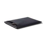 Philbert UltraSlim Vegan Leather Sleeve w. Strap for MacBook / Laptop 13" (31,0 x 22,5 x 2 cm) - Black