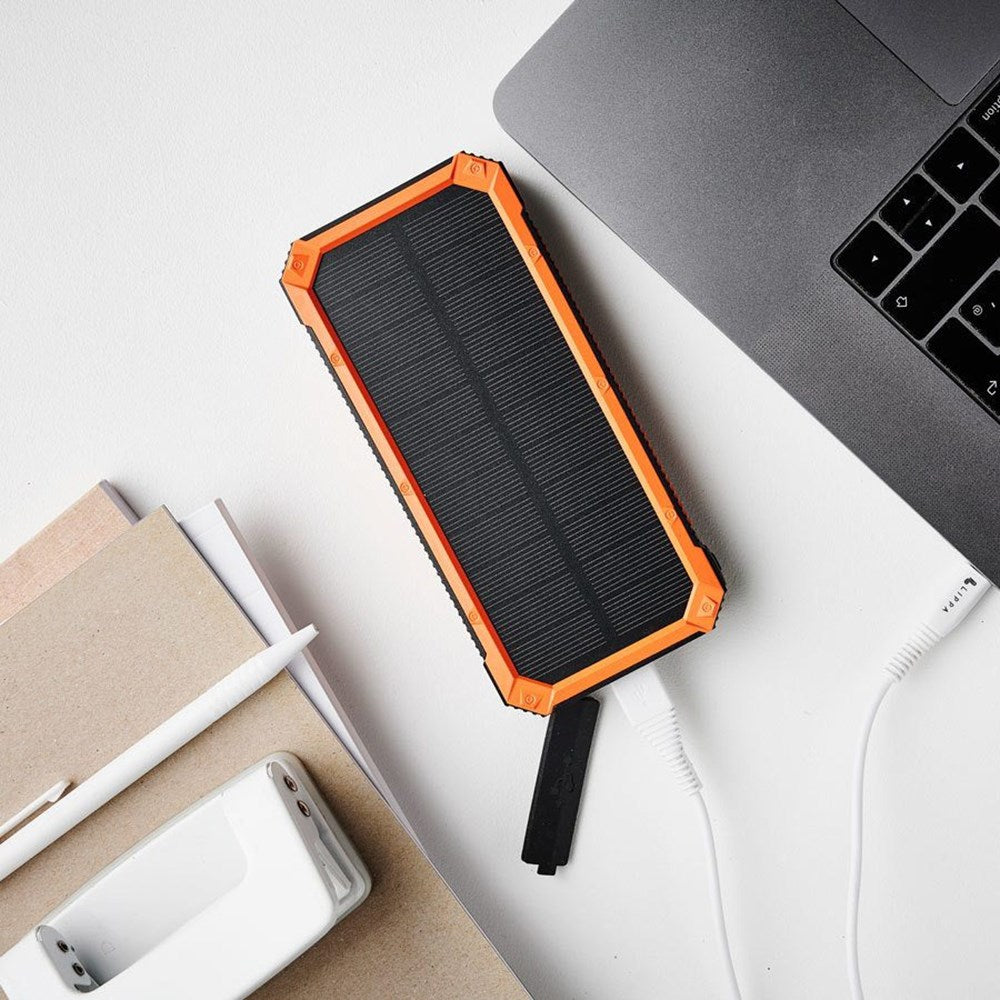 Lippa Solar Cell PowerBank 20,000 mAh 20W 3 x USB-A & 1 x USB-C- Black / Orange