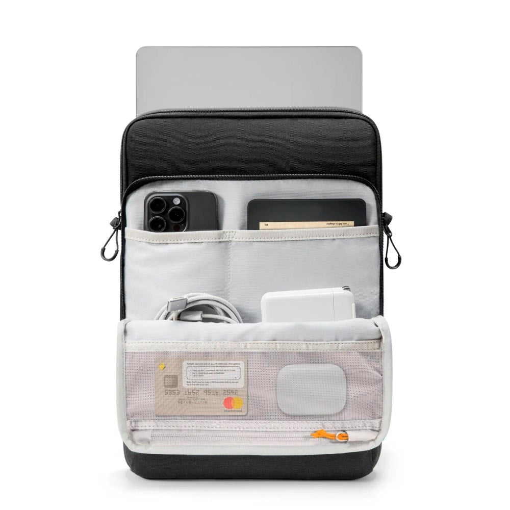 Tech-Protect Defender Universal Laptop Case - 34 x 23.5 x 4 cm - Black