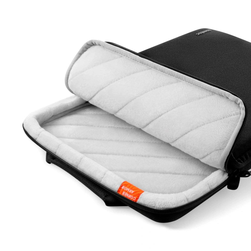 Tech-Protect Defender Universal Laptop Case - 34 x 23.5 x 4 cm - Black