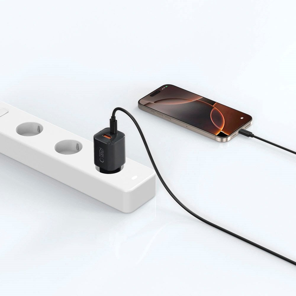 Tech-Protect 33W Wall Charger with 1x USB-A & 1x USB-C - Black