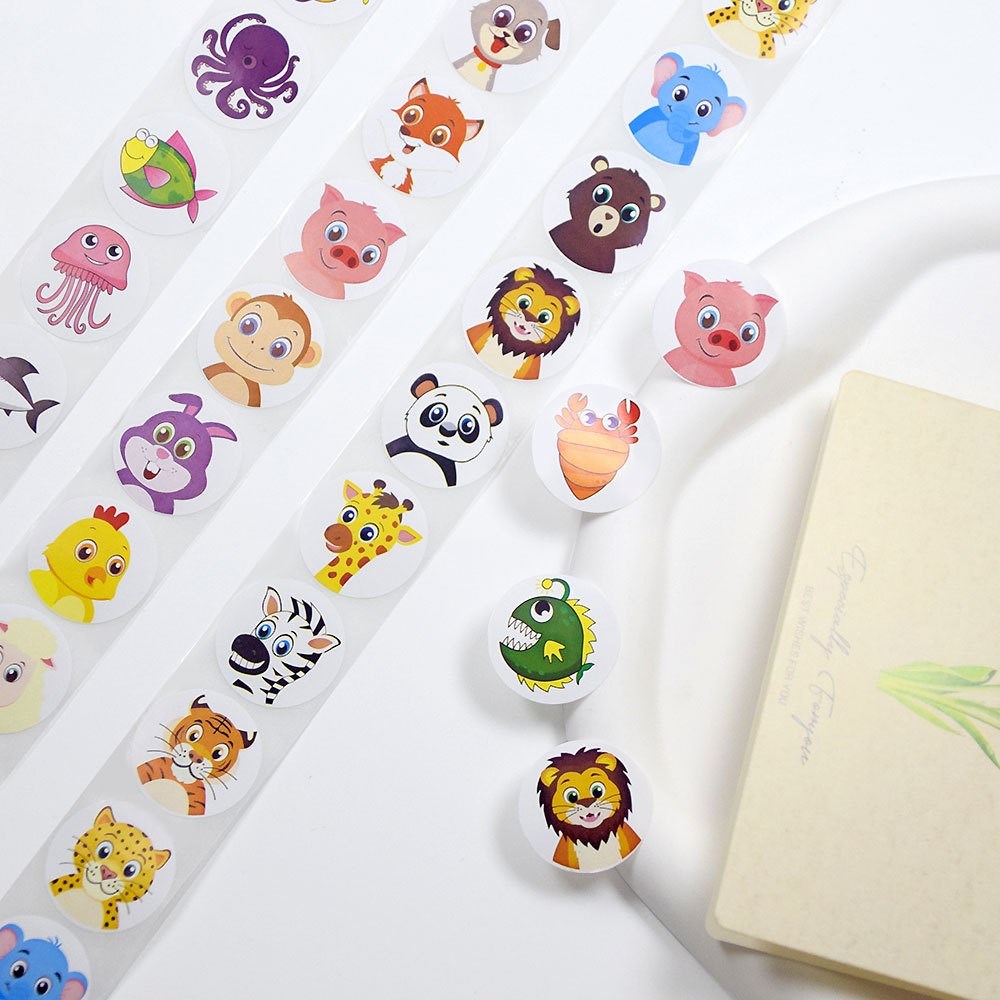 Roll of 500 x Stickers of Cartoon Animals - Sea Animals