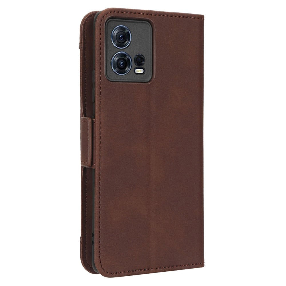 Motorola Edge 30 Fusion Leather Case w. Stand / Card Holder & Extra Card Pocket - Brown