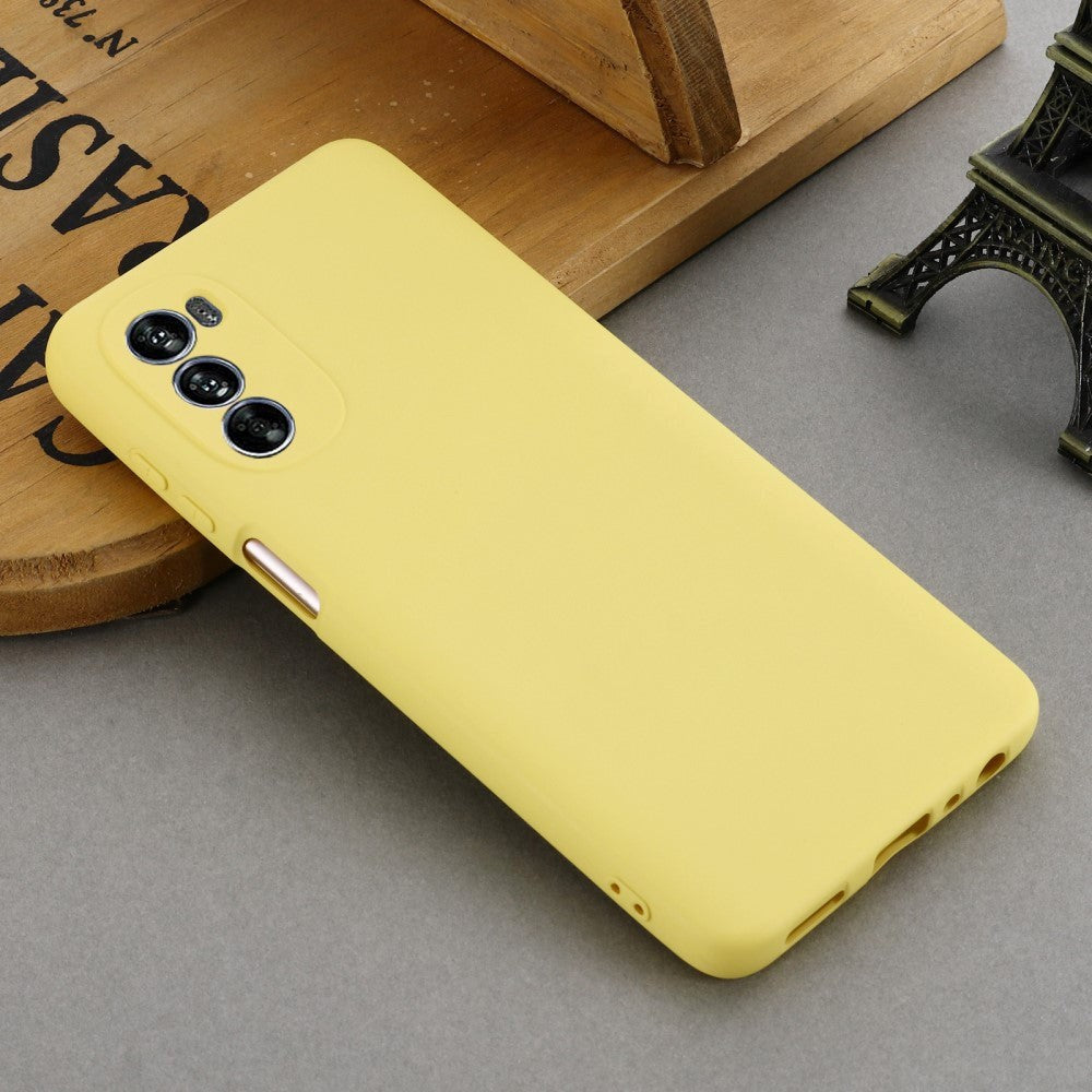 Motorola Moto G62 Silicone Case w. Strap - Yellow