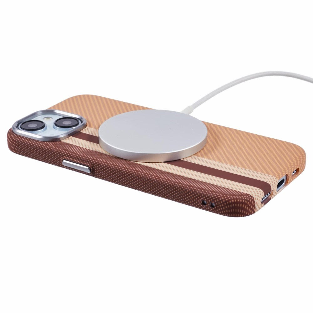 EIDERWOOD Patterned Carbon Case - iPhone 14 - MagSafe Compatible - Light Stripes