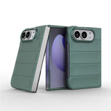 iPhone Fold EIDERWOOD Rugged Plastic Case - Green