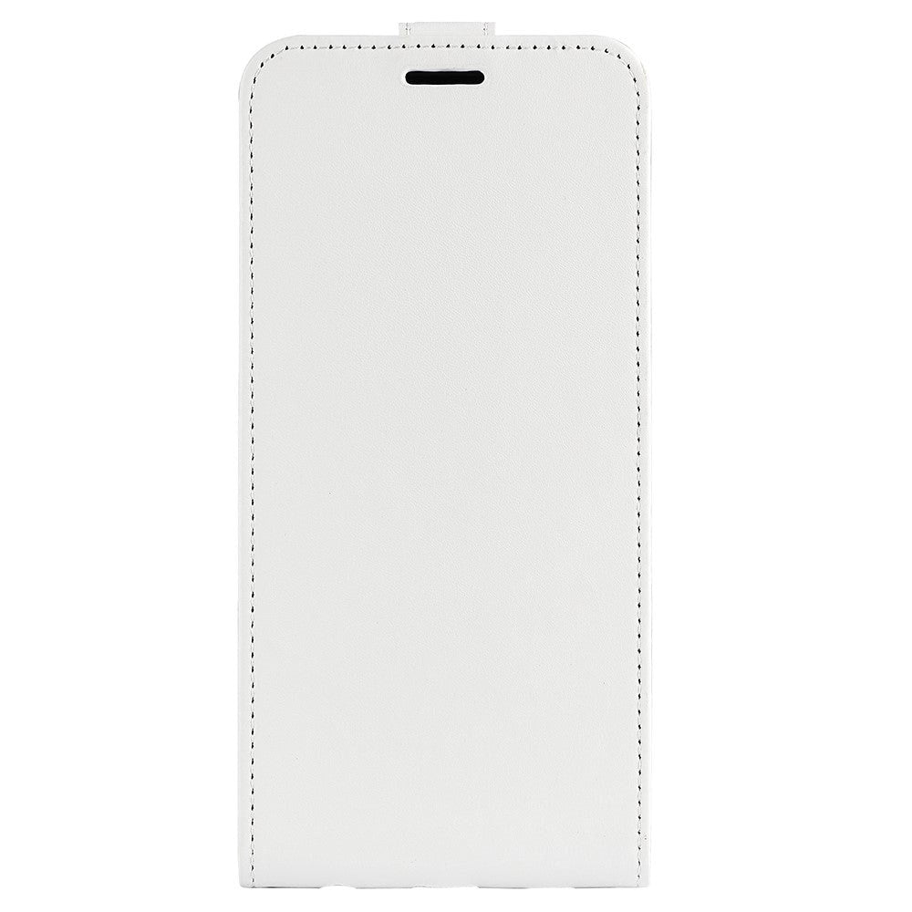 iPhone 15 Vertical Leather Flip Cover w. Card Holder - White