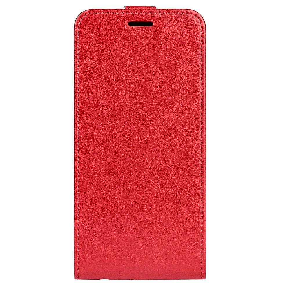 iPhone 15 Plus Vertical Leather Flip Cover w. Card Holder - Red