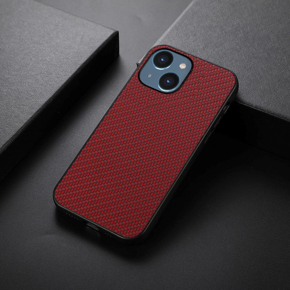 iPhone 15 Plastic Cover w. Carbon Texture - Red