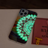 iPhone 15 Pro Luminescent Flexible Case of Plastic w. Print - Mandala Flower