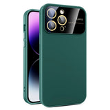 iPhone 15 Pro Max Hybrid Plastic Case w. Built-in Camera Protector - Green