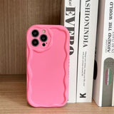 iPhone 15 Pro Max Flexible Plastic Case w. Wavy Edges - Light Pink