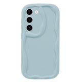 Samsung Galaxy S23 Flexible Plastic Case w. Wavy Edges - Blue