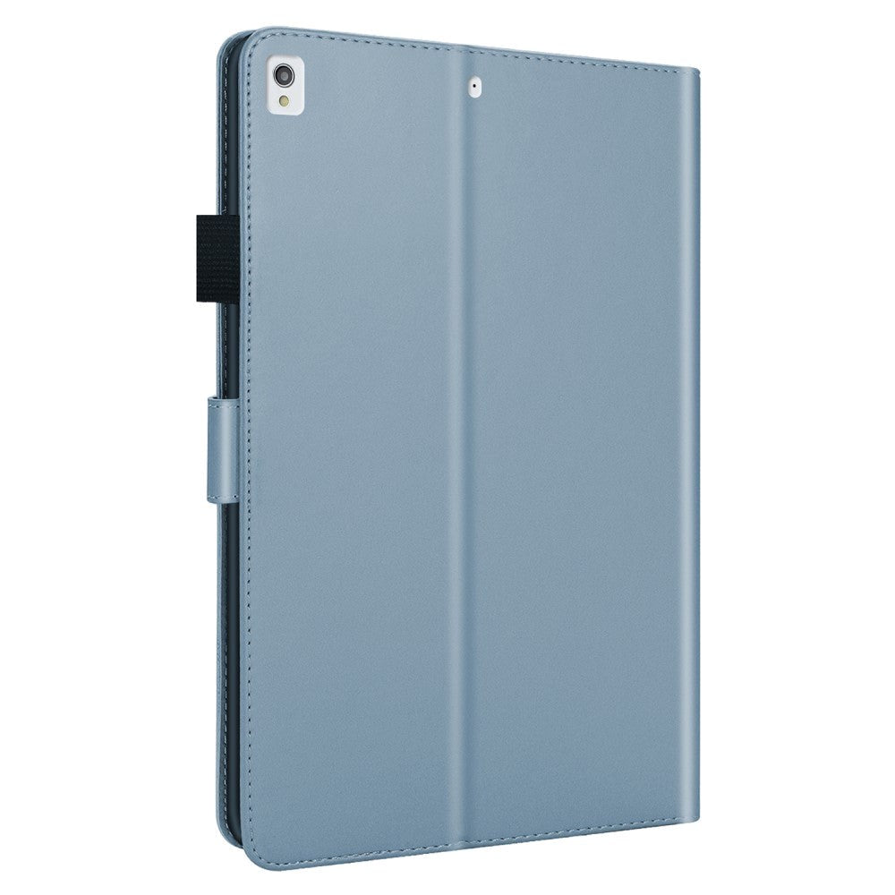 iPad 10.2" (2020) Leather Flip Case w. Animal Motif - Blue