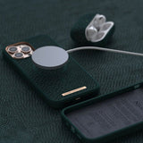 iPhone 13 Njord byELEMENTS Salmon Series Leather Case - MagSafe Compatible - Jörð / Green