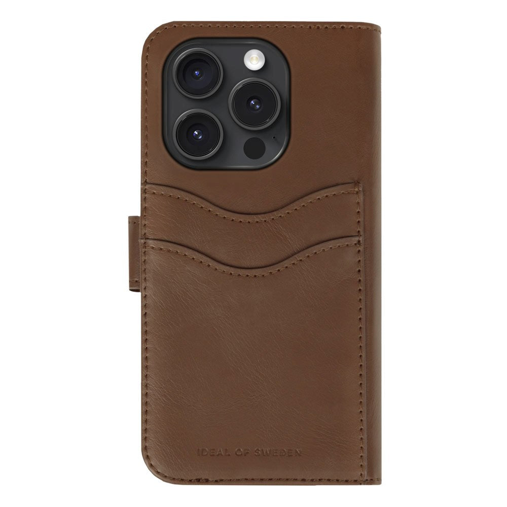 iDeal Of Sweden iPhone 15 Pro Magnet Wallet+ Case - Brown