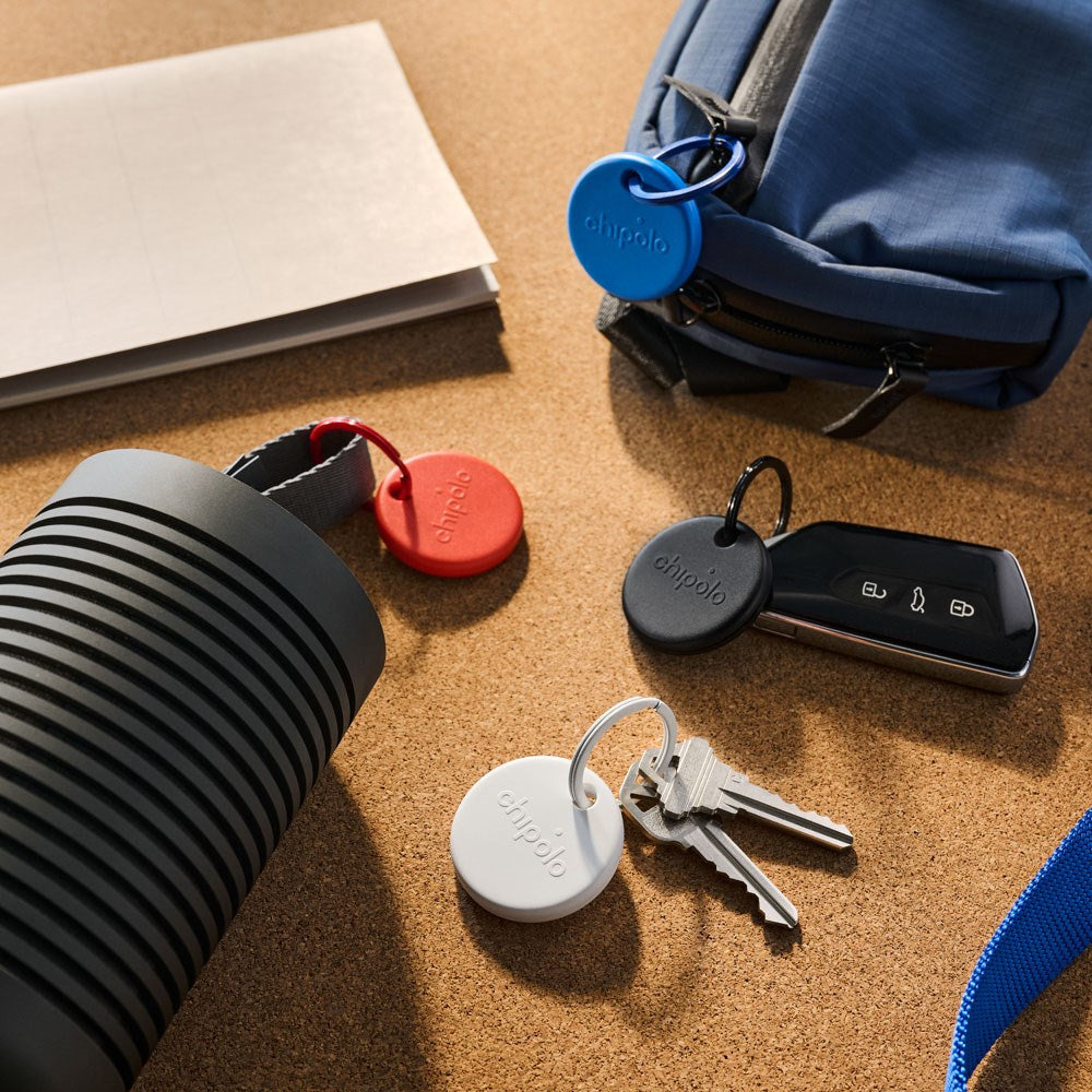 Chipolo POP Bluetooth GPS Tracker - Compatible with Apple Find My & Google's Find My Device - 4 Pcs. - Red / Blue / White / Black