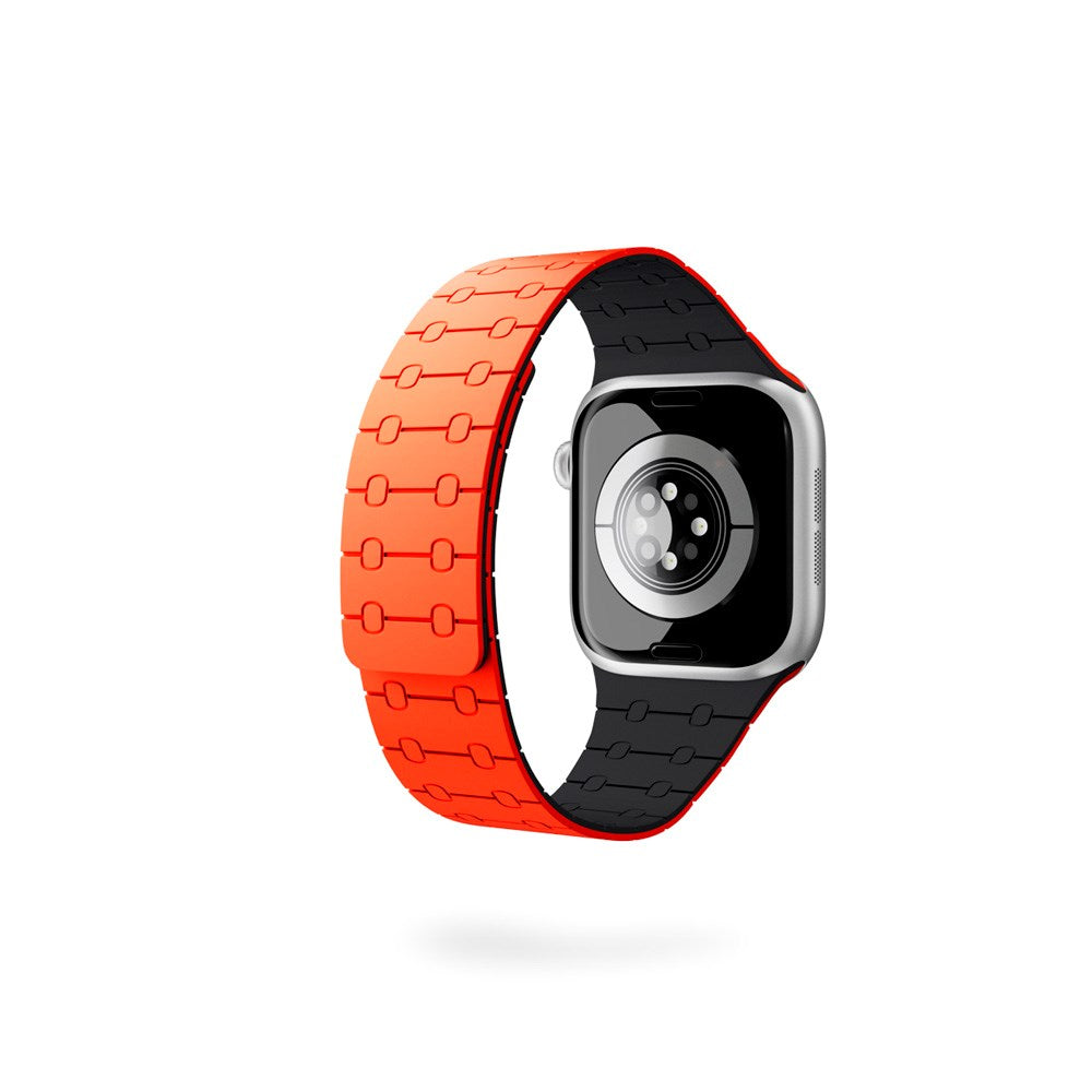 Apple Watch (42/44/SE/45/46/49) Epico Magnetic+ Silicone Watch Strap - Orange / Black