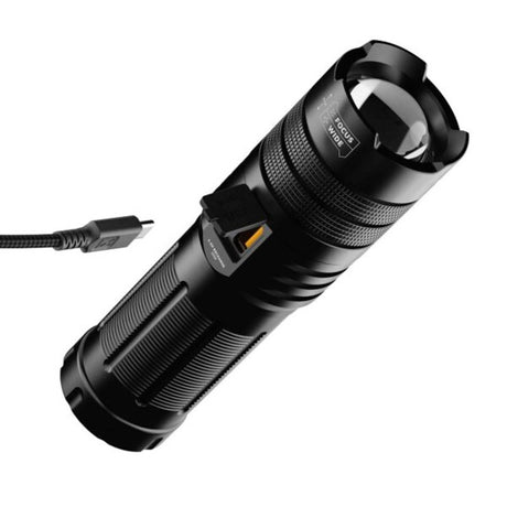 Xtorm Flashlight PowerBank with 1x USB-A & 1x USB-C – 10.500 mAh / 20W – Black