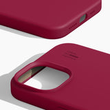 iDeal Of Sweden iPhone 16e / 15 / 14 / 13  Silicone Case - Cranberry
