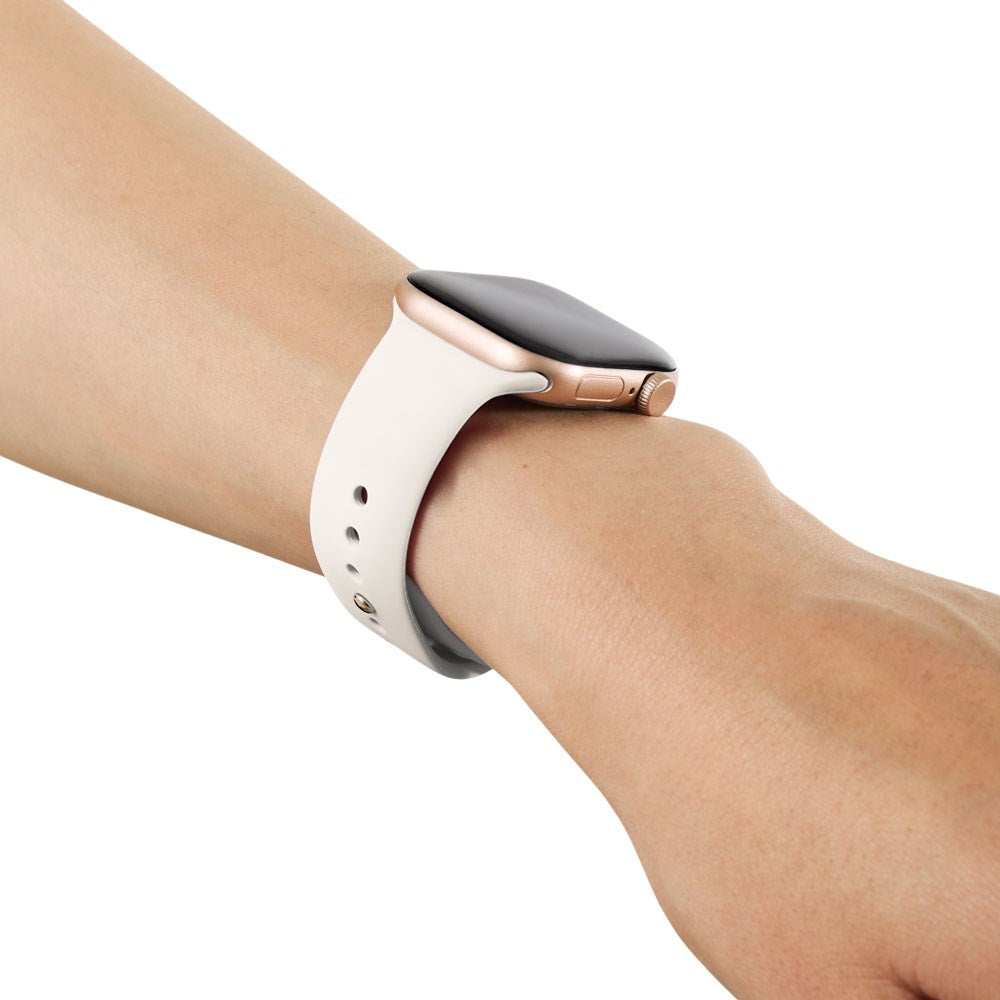 Apple Watch (38/40/SE/41/42mm) iDeal of Sweden Silicone Watch Strap - Size S/M - Cloud Dancer