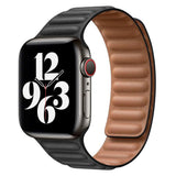 Lippa Apple Watch (38/40/SE/41/42mm) Magnetic Leather Strap - Black