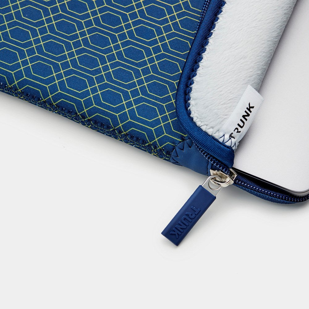 Trunk Neoprene Sleeve for MacBook 13" (30.5 x 21.5 x 1.5 cm) - Modern Navy